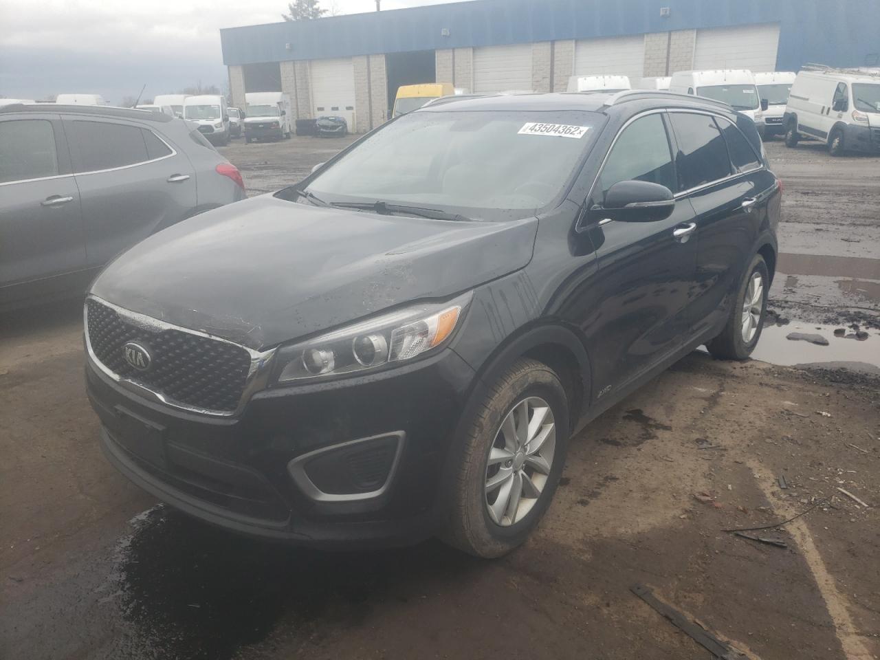 Photo 2 from auction – 2016 KIA SORENTO LX with VIN 5XYPGDA32GG065897