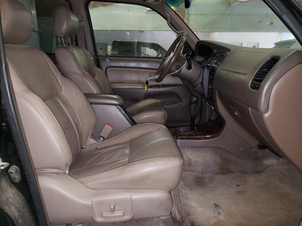 Photo 5 from auction – 2002 TOYOTA 4RUNNER LI with VIN JT3GN87R020220667