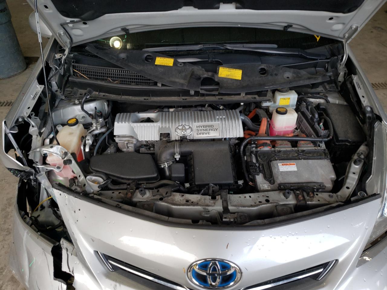 Photo 7 from auction – 2012 TOYOTA PRIUS V with VIN JTDZN3EU3C3061898