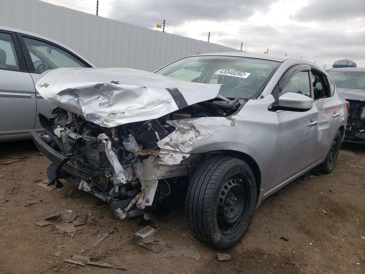 Photo 15 from auction – 2016 NISSAN SENTRA S with VIN 3N1AB7AP2GL659510