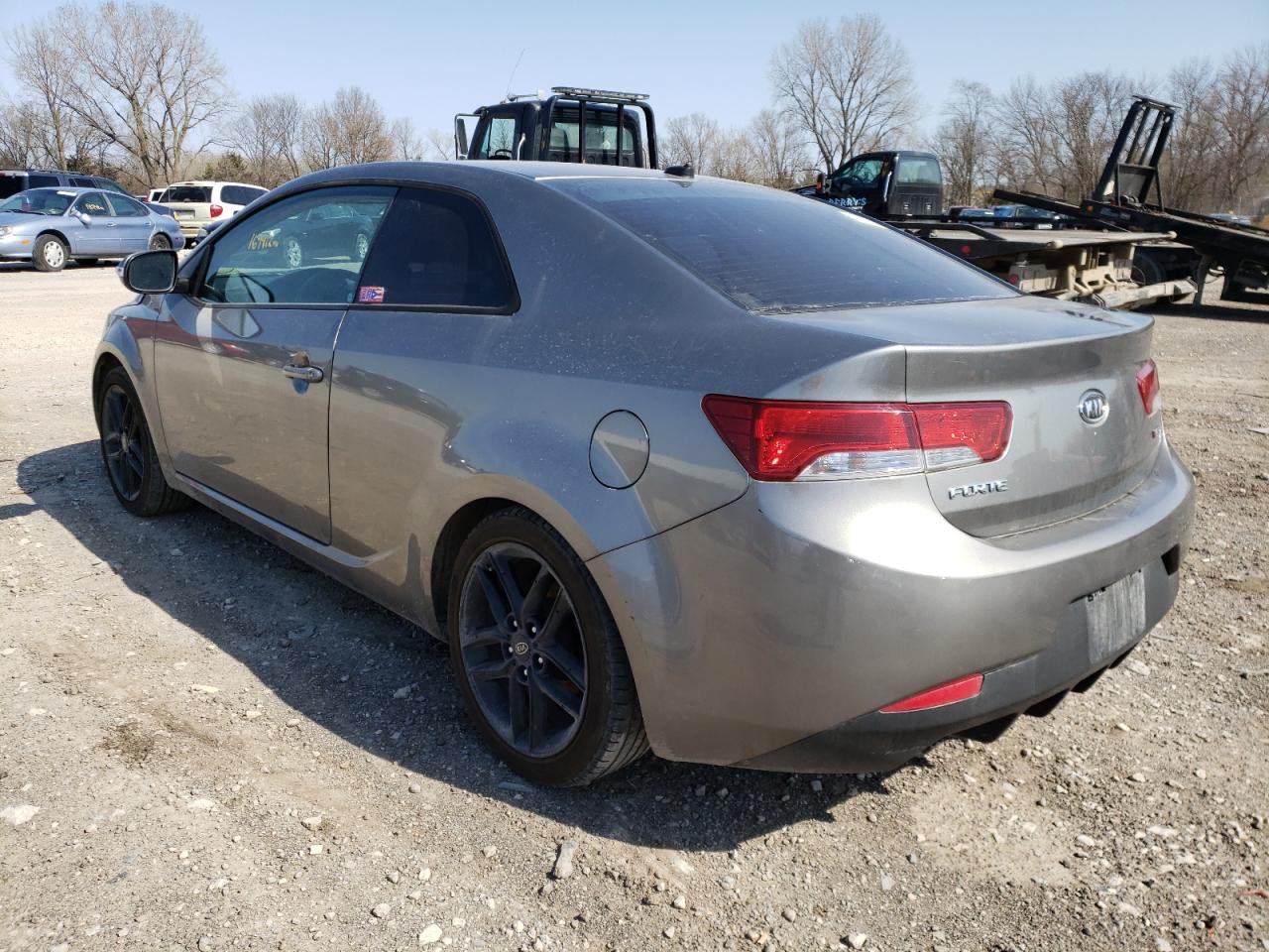 Photo 3 from auction – 2010 KIA FORTE SX with VIN KNAFW6A31A5190171