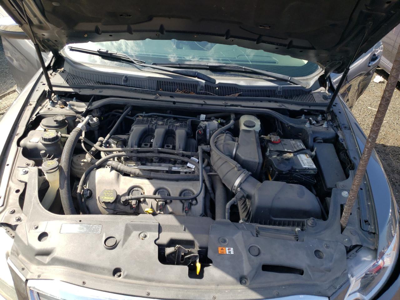 Photo 7 from auction – 2012 FORD TAURUS LIM with VIN 1FAHP2FW6CG127231