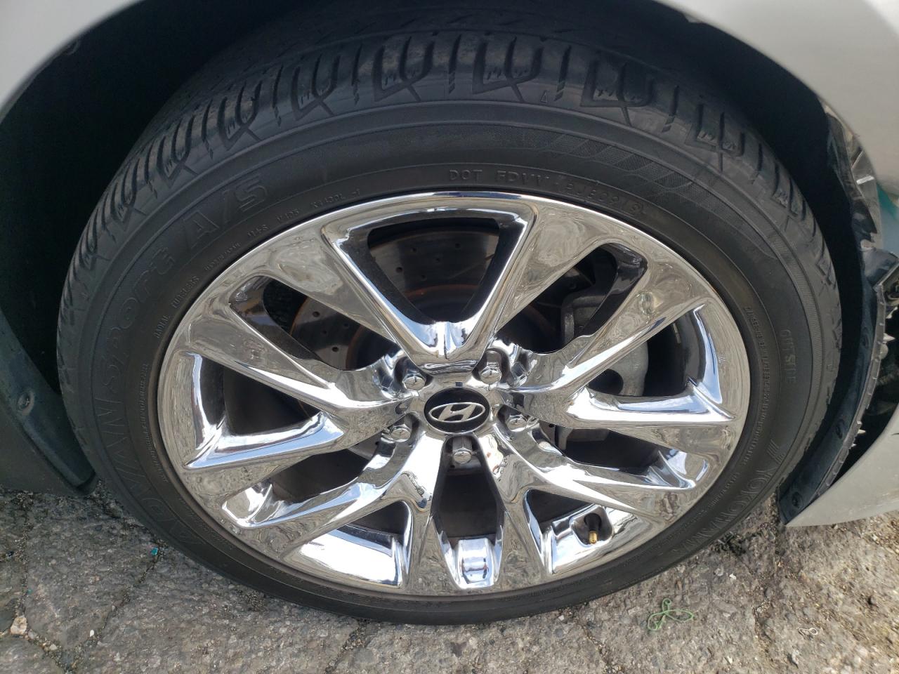 Photo 9 from auction – 2015 HYUNDAI SONATA SPO with VIN 5NPE34AB4FH188599