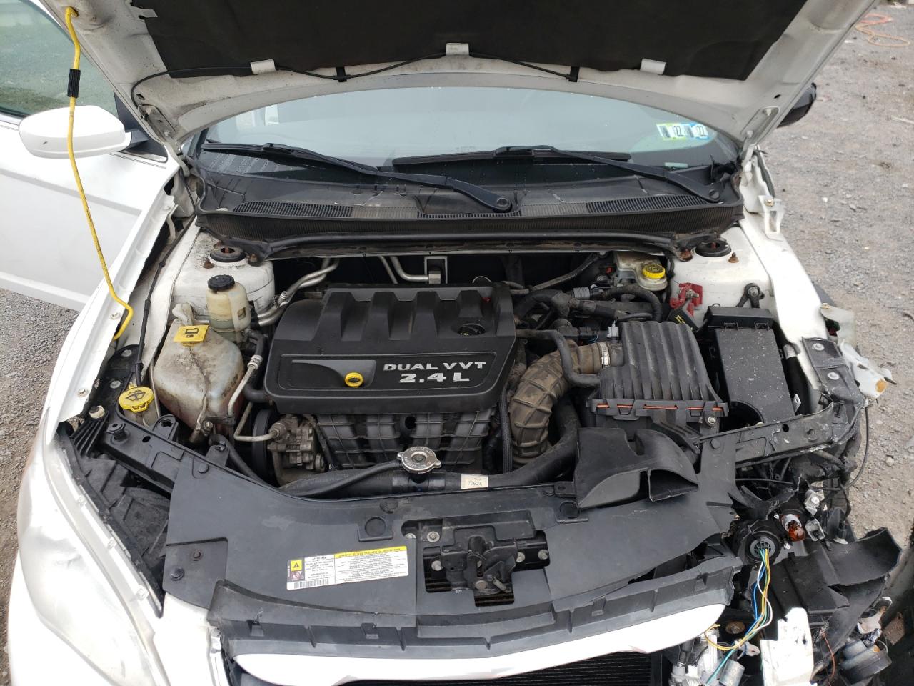 Photo 7 from auction – 2013 CHRYSLER 200 TOURIN with VIN 1C3CCBBB7DN602633