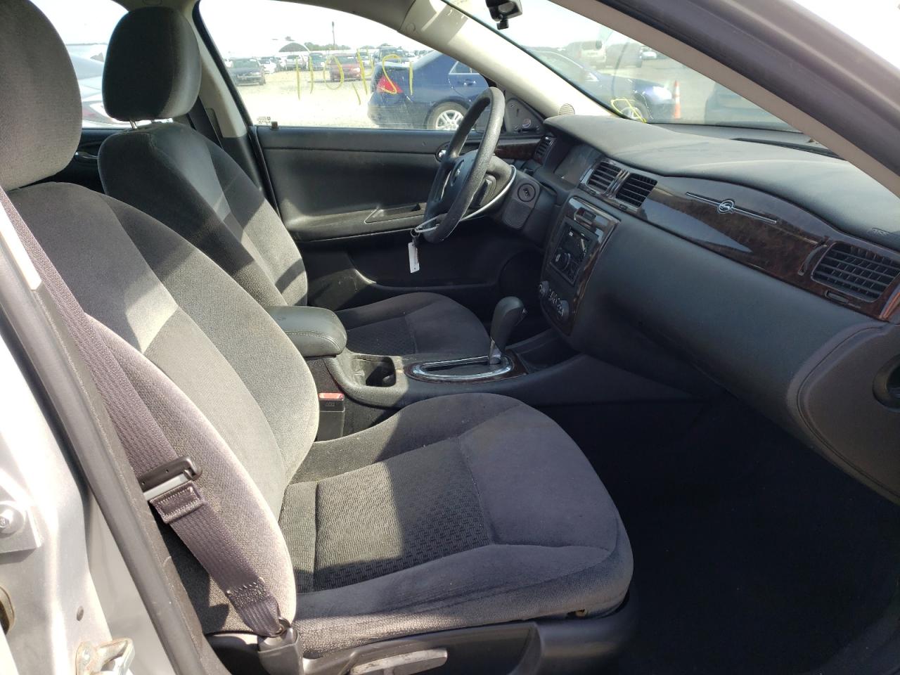 Photo 5 from auction – 2016 CHEVROLET IMPALA LIM with VIN 2G1WB5E30G1179734