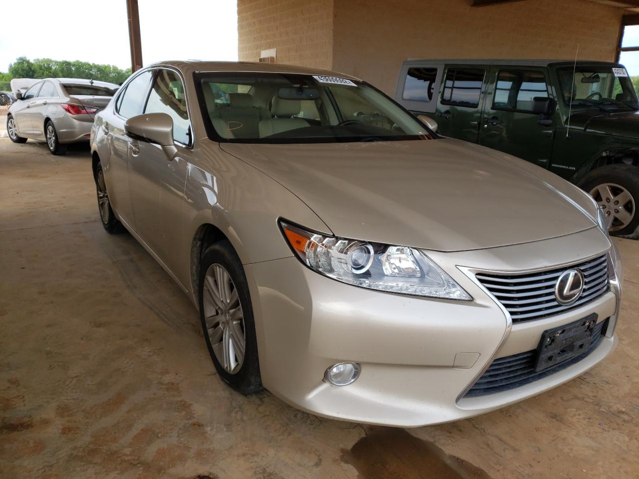 LEXUS ES 350 2015 with VIN JTHBK1GG2F2200093 - Photo from auction