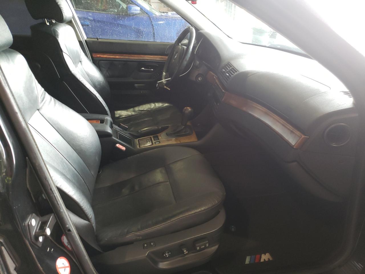 Photo 5 from auction – 2001 BMW 540 I AUTO with VIN WBADN63481GM73946