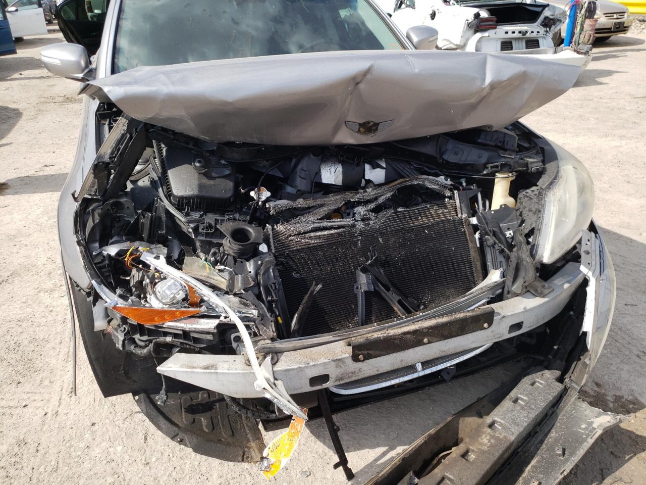 Photo 9 from auction – 2013 HYUNDAI GENESIS 3. with VIN KMHGC4DD2DU220843