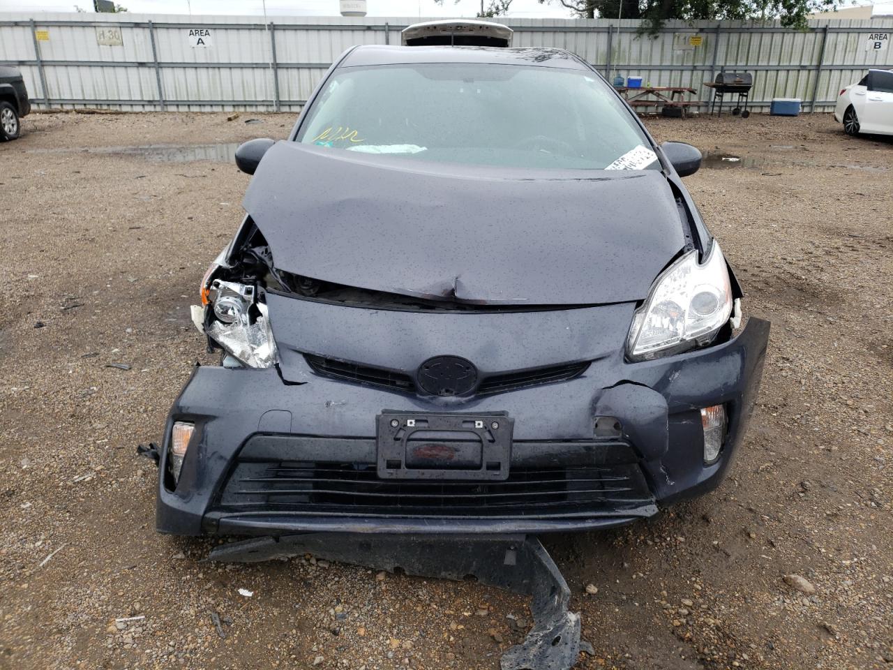 Photo 9 from auction – 2015 TOYOTA PRIUS with VIN JTDKN3DU7F1989166