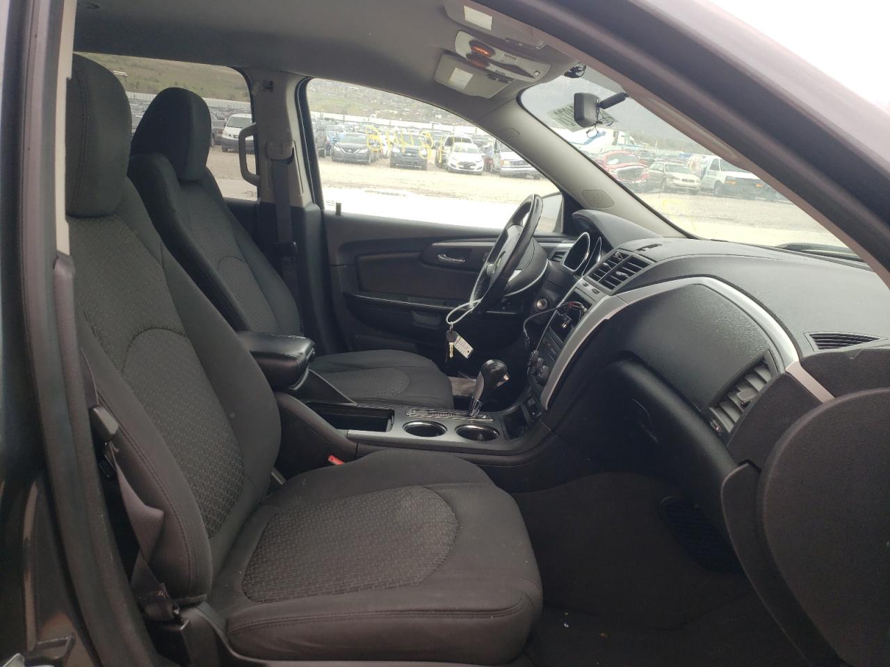 Photo 5 from auction – 2012 CHEVROLET TRAVERSE L with VIN 1GNKVGED3CJ326671