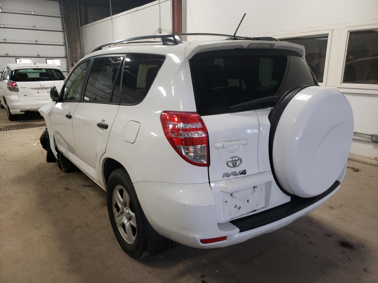 Photo 3 from auction – 2012 TOYOTA RAV4 with VIN 2T3BF4DVXCW182746
