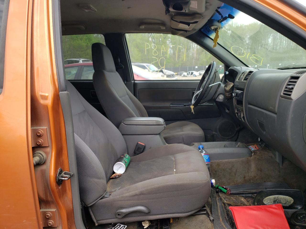 Photo 5 from auction – 2005 CHEVROLET COLORADO with VIN 1GCDT136358259105