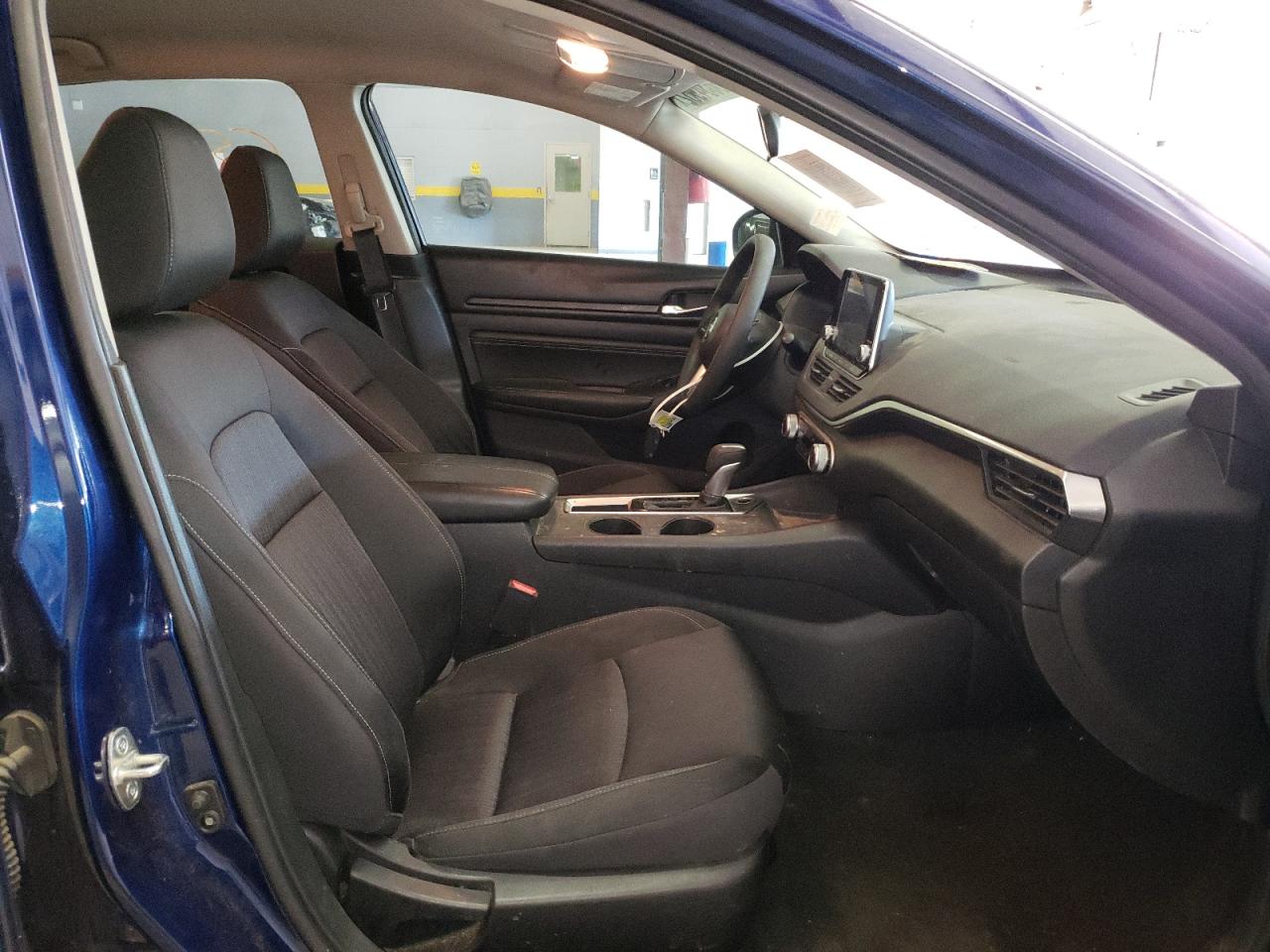 Photo 5 from auction – 2019 NISSAN ALTIMA S with VIN 1N4BL4BV6KC121834