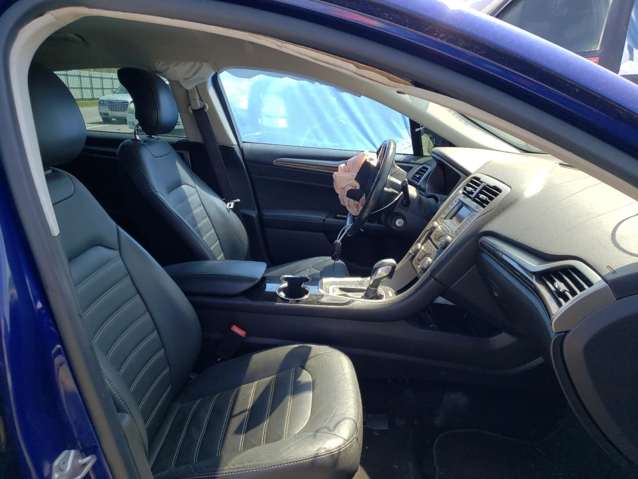 Photo 5 from auction – 2014 FORD FUSION SE with VIN 3FA6P0HD4ER307973