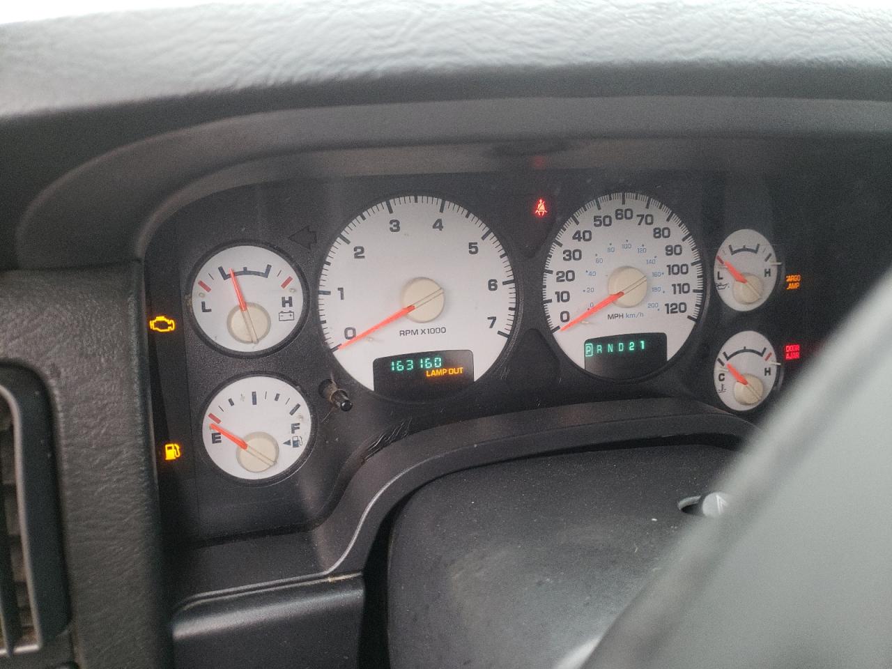 Photo 8 from auction – 2002 DODGE RAM 1500 with VIN 3D7HA18N62G152410