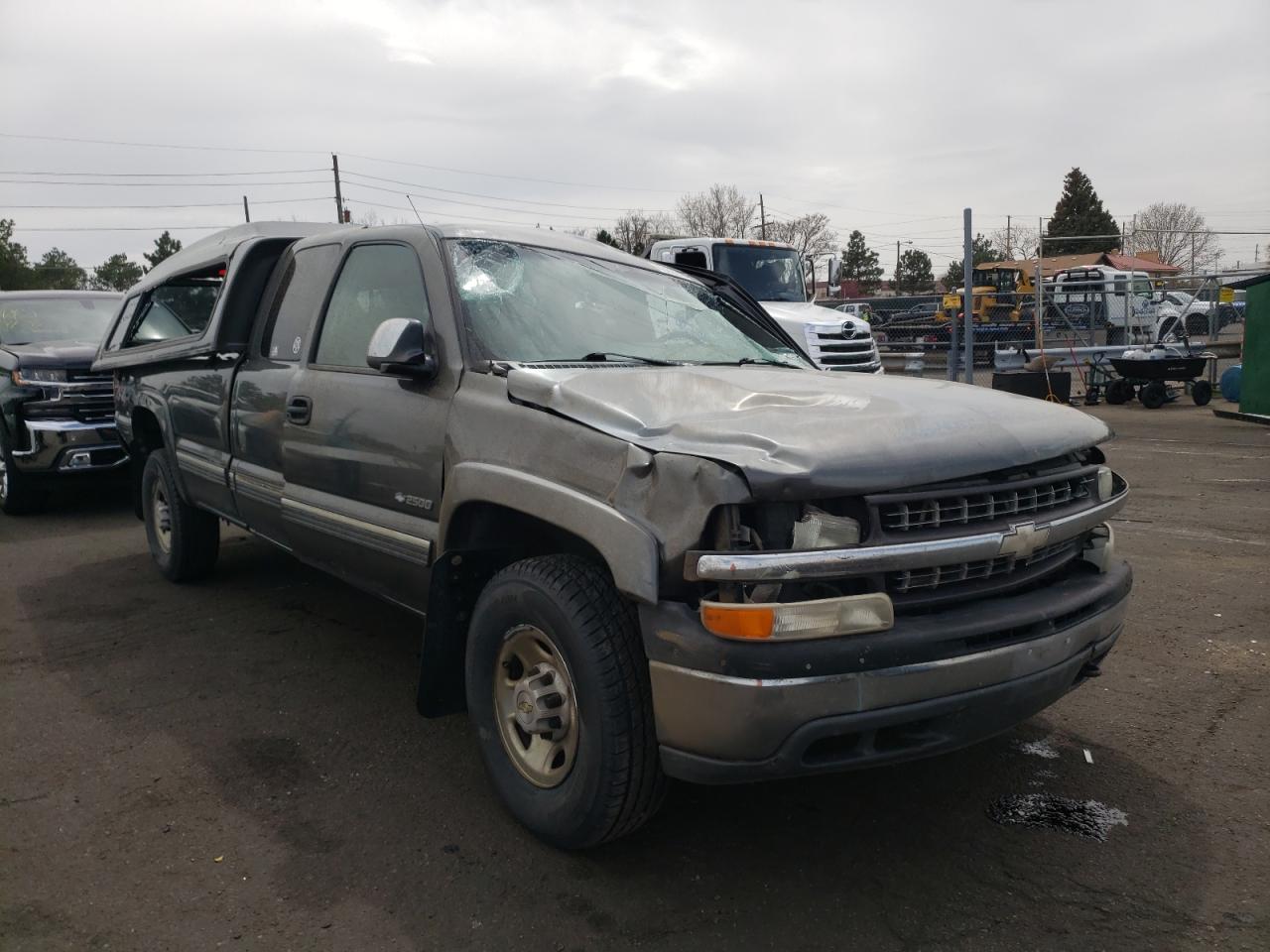 CHEVROLET SILVERADO 1999 with VIN 1GCGK29U4XE251353 - Photo from auction