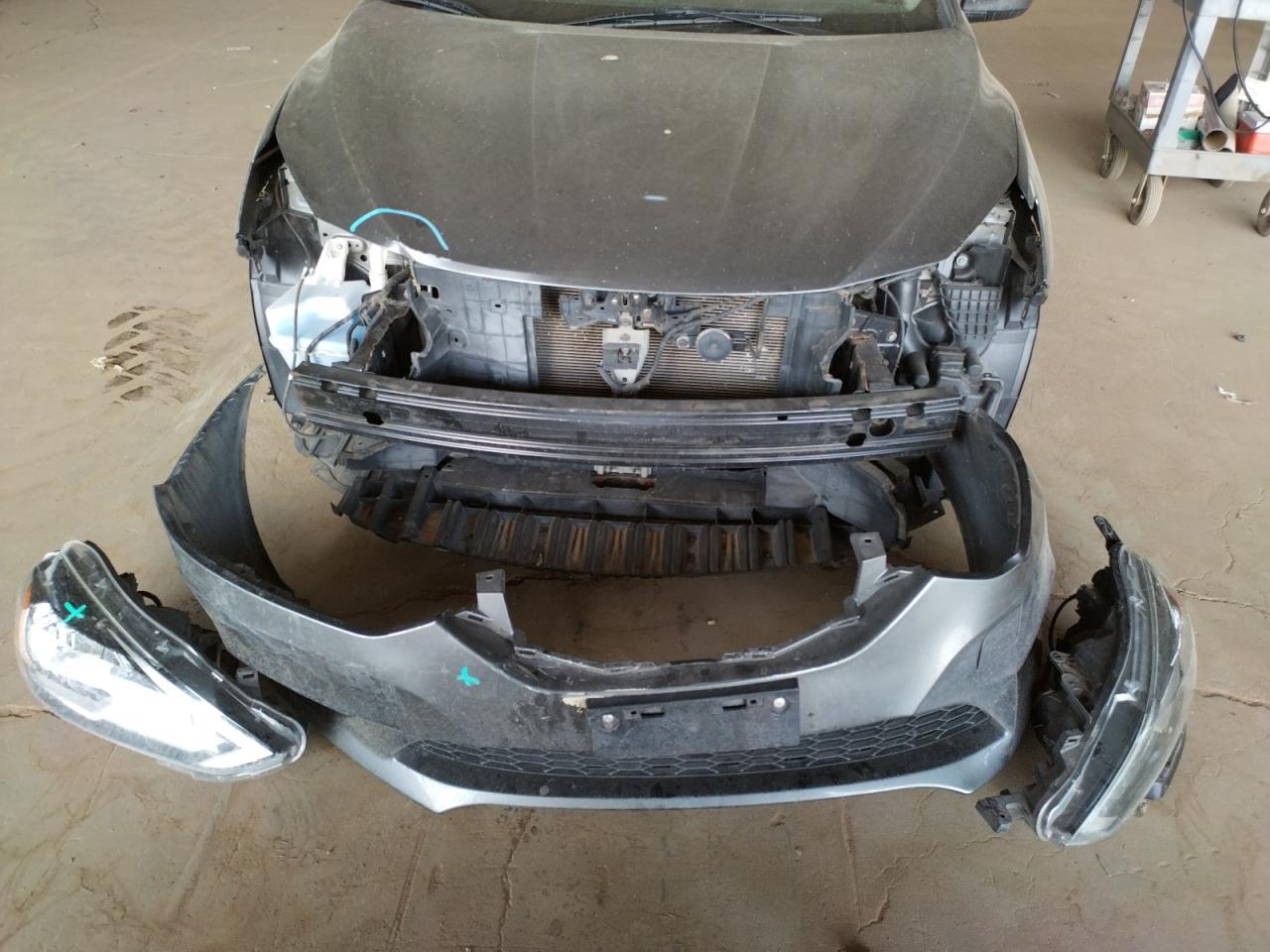 Photo 9 from auction – 2016 NISSAN SENTRA S with VIN 3N1AB7AP4GY331606