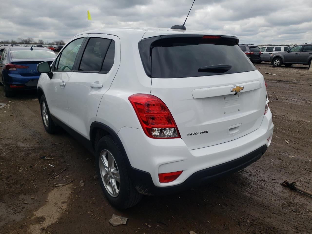 Photo 3 from auction – 2019 CHEVROLET TRAX LS with VIN 3GNCJNSB5KL257822