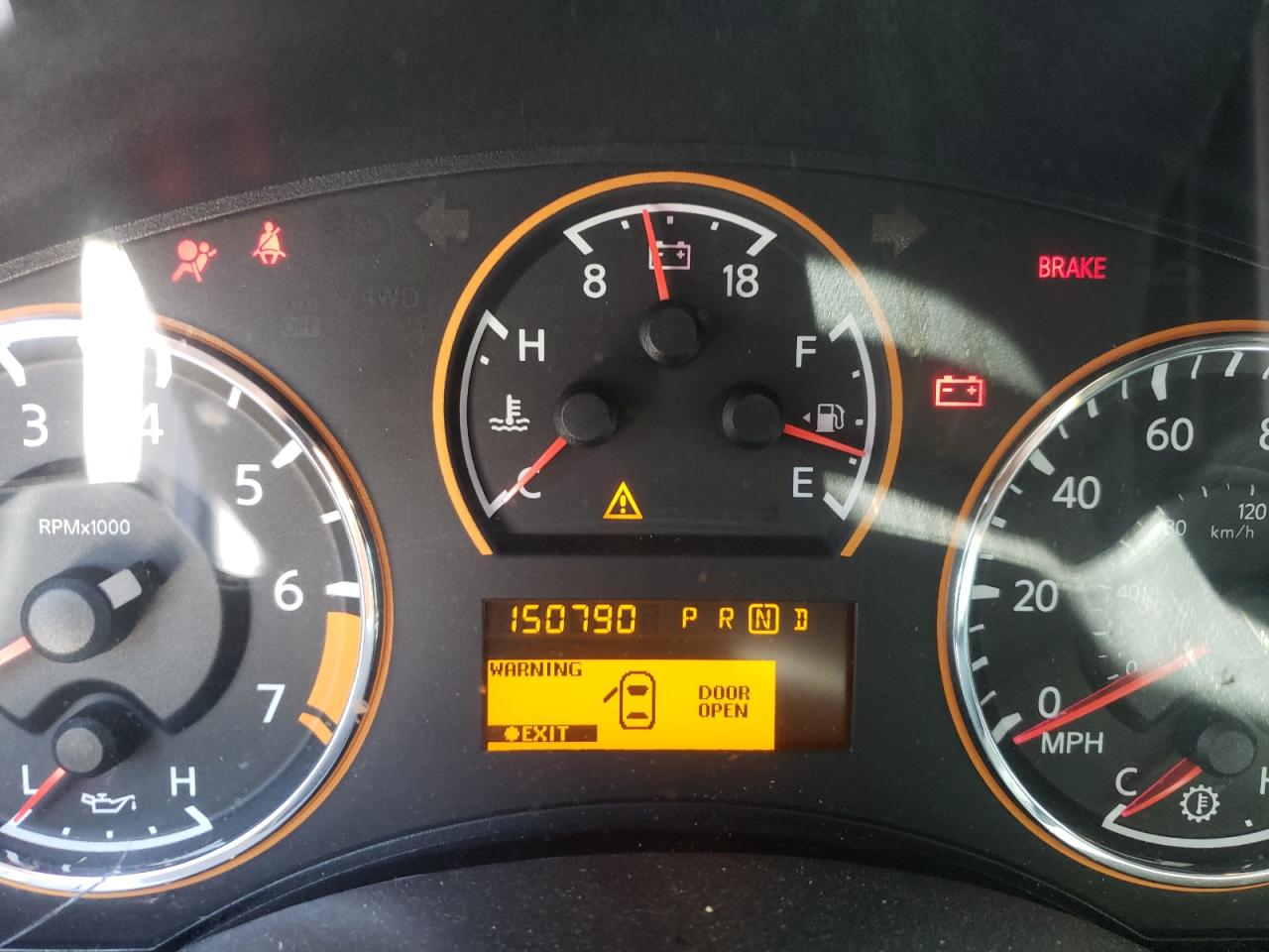 Photo 8 from auction – 2010 NISSAN ARMADA SE with VIN 5N1BA0ND7AN623889