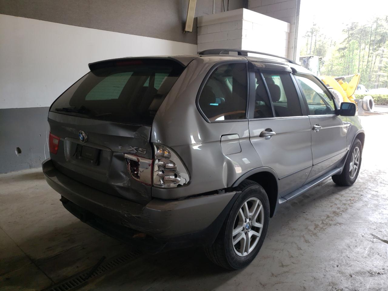 Photo 4 from auction – 2006 BMW X5 3.0I with VIN 5UXFA13546LY37053