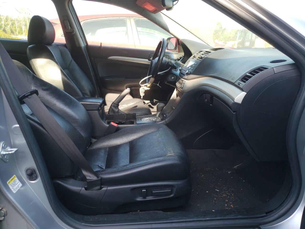 Photo 5 from auction – 2007 ACURA TSX with VIN JH4CL96817C006080