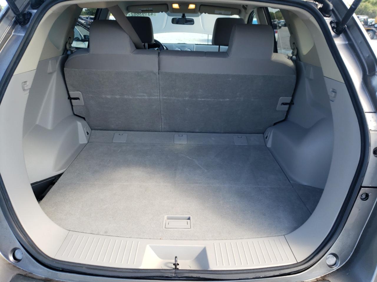 Photo 9 from auction – 2011 NISSAN ROGUE S with VIN JN8AS5MT6BW564580