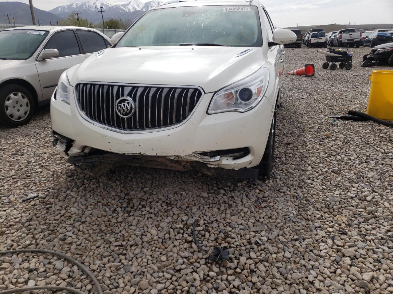 Photo 9 from auction – 2015 BUICK ENCLAVE with VIN 5GAKVCKD6FJ233428