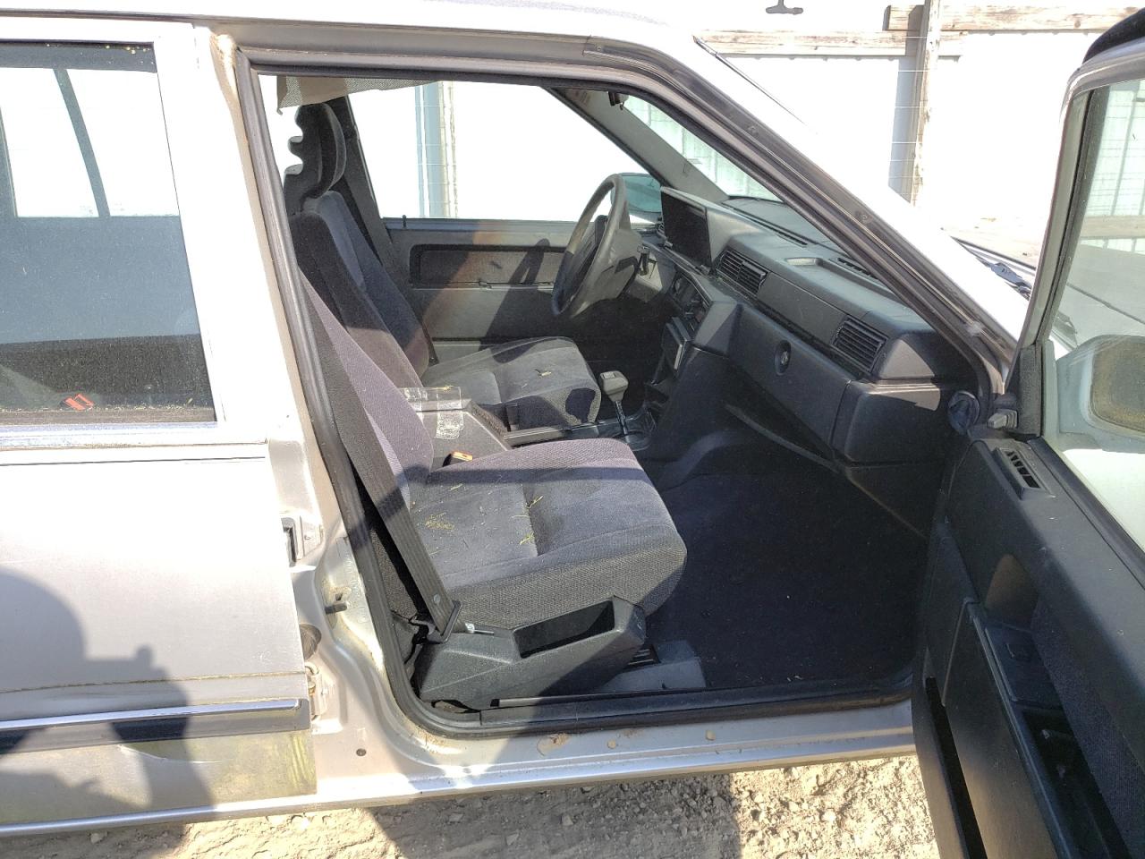 Photo 5 from auction – 1990 VOLVO 740 BASE with VIN YV1FA8841L2478007