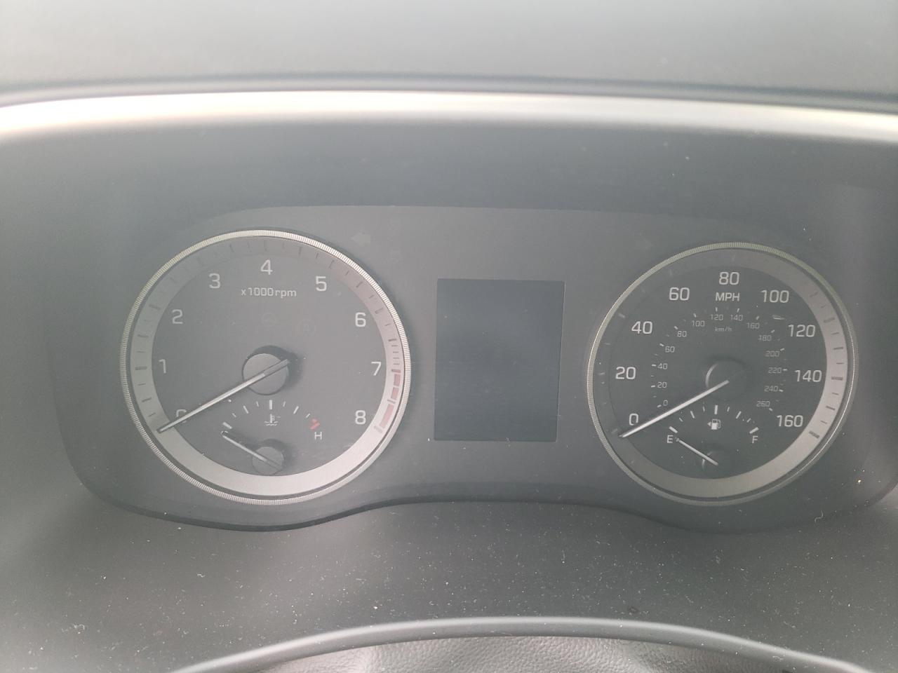 Photo 8 from auction – 2019 HYUNDAI TUCSON SE with VIN KM8J2CA48KU869969