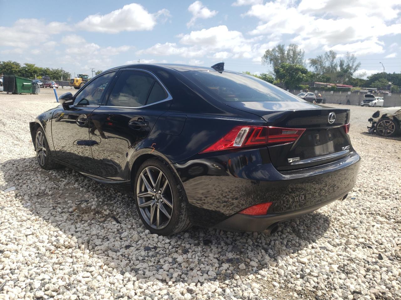Photo 3 from auction – 2016 LEXUS IS 200T with VIN JTHBA1D24G5013417