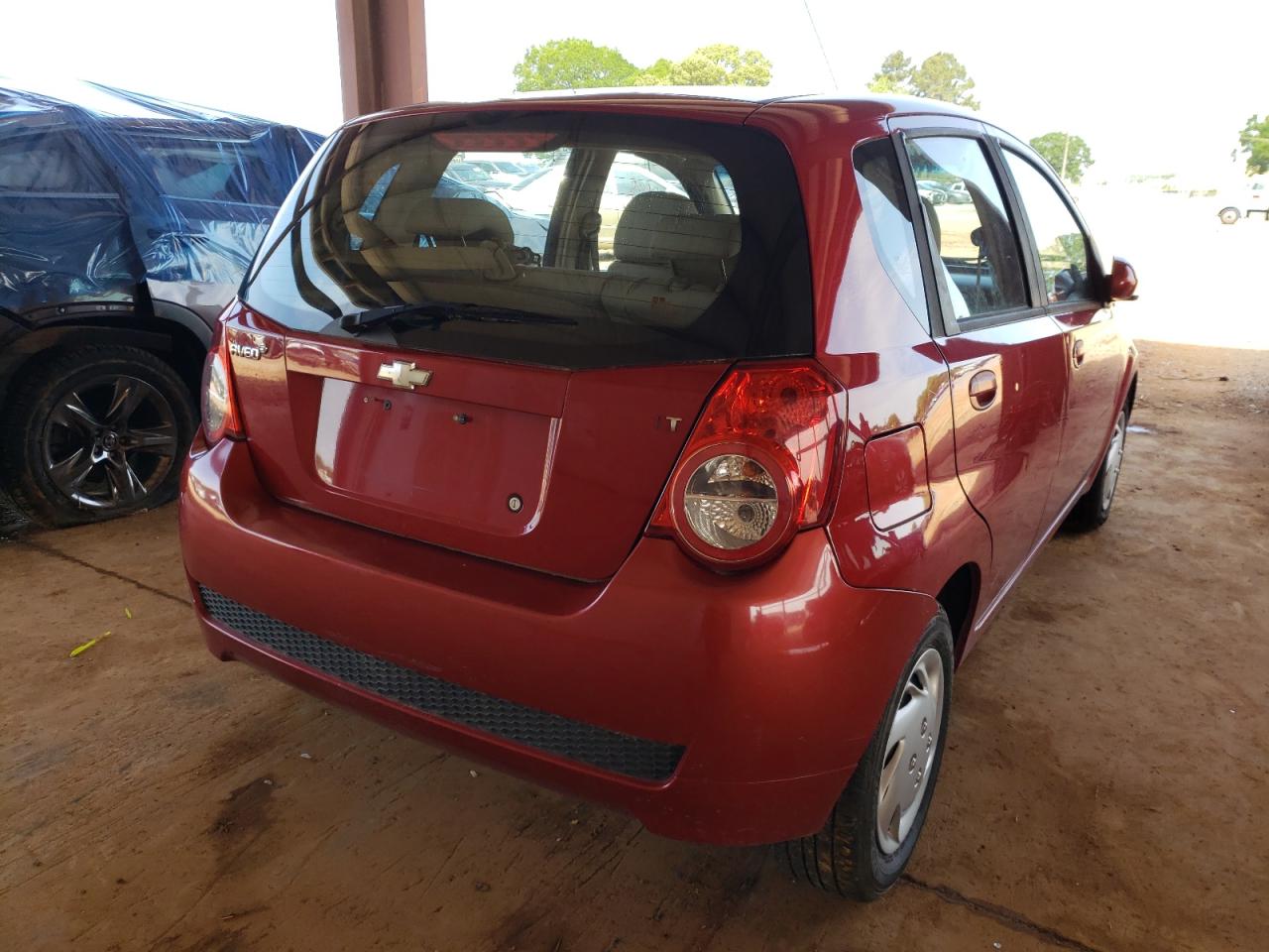 Photo 4 from auction – 2011 CHEVROLET AVEO LS with VIN KL1TD6DE5BB133183