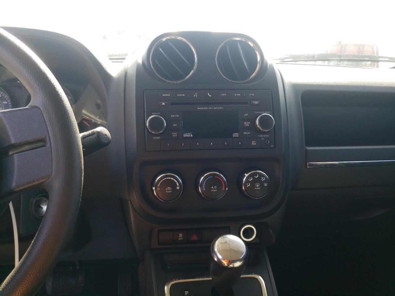 Photo 9 from auction – 2017 JEEP PATRIOT SP with VIN 1C4NJPBA8HD207452