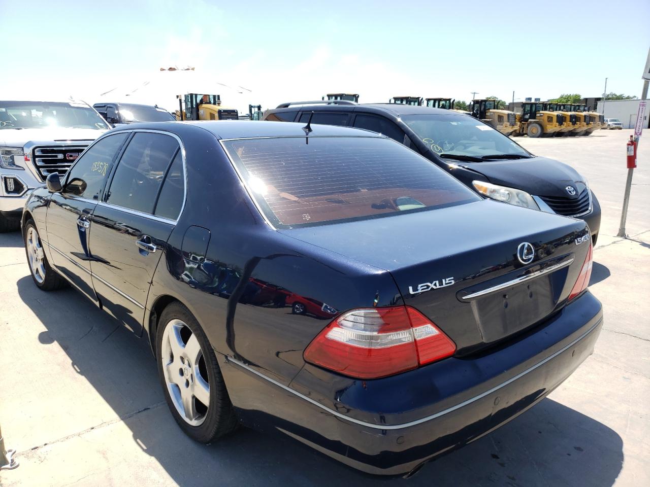 Photo 3 from auction – 2006 LEXUS LS 430 with VIN JTHBN36F365047928