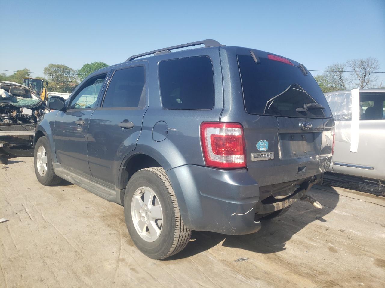 Photo 3 from auction – 2012 FORD ESCAPE XLT with VIN 1FMCU0D71CKB64824
