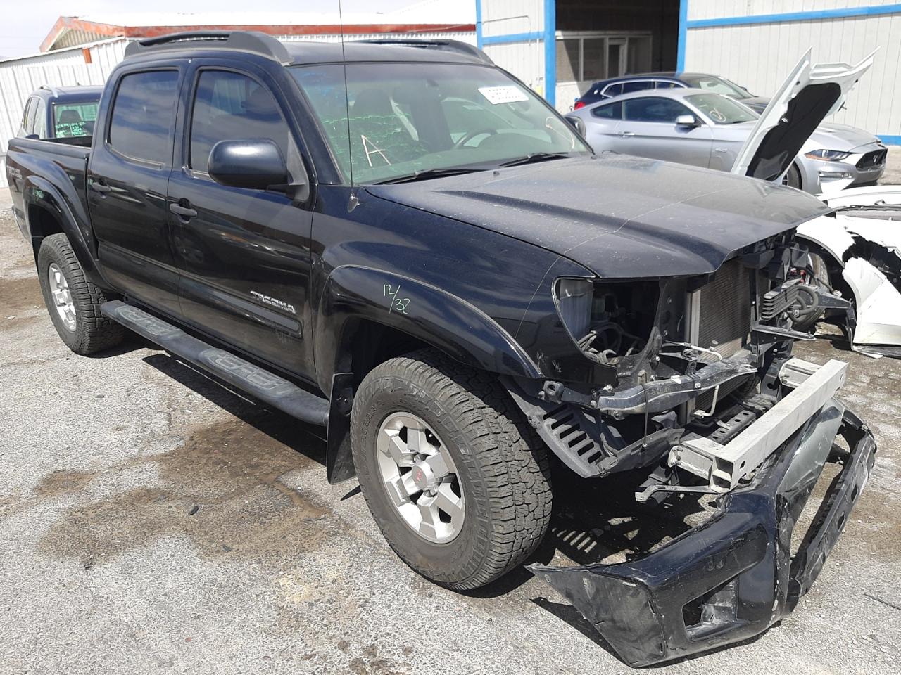 TOYOTA TACOMA DOU 2012 with VIN 3TMLU4EN2CM082697 - Photo from auction