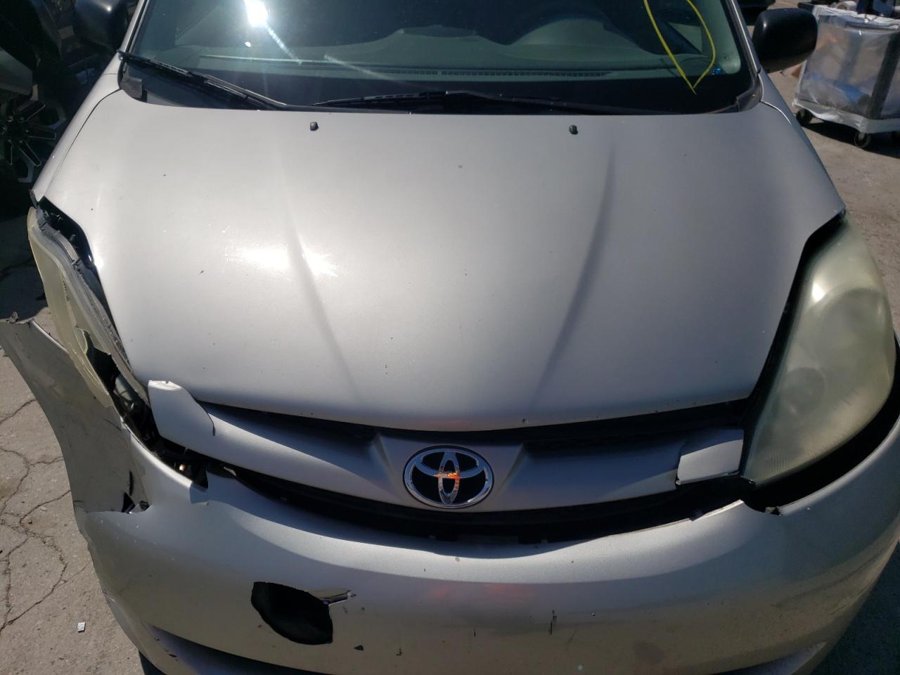 Photo 7 from auction – 2006 TOYOTA SIENNA CE with VIN 5TDZA23C76S440132