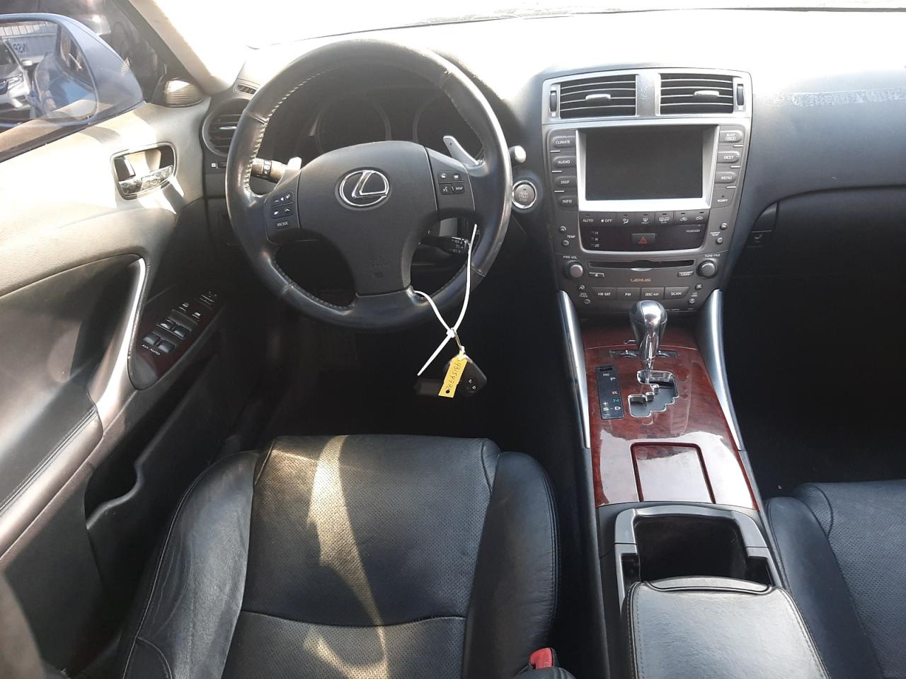Photo 9 from auction – 2006 LEXUS IS 250 with VIN JTHBK262562011711