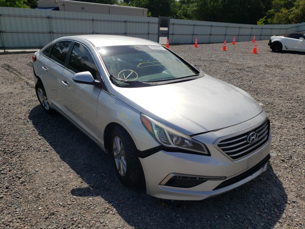 Photo 1 from auction – 2015 HYUNDAI SONATA SE with VIN 5NPE24AF5FH087271