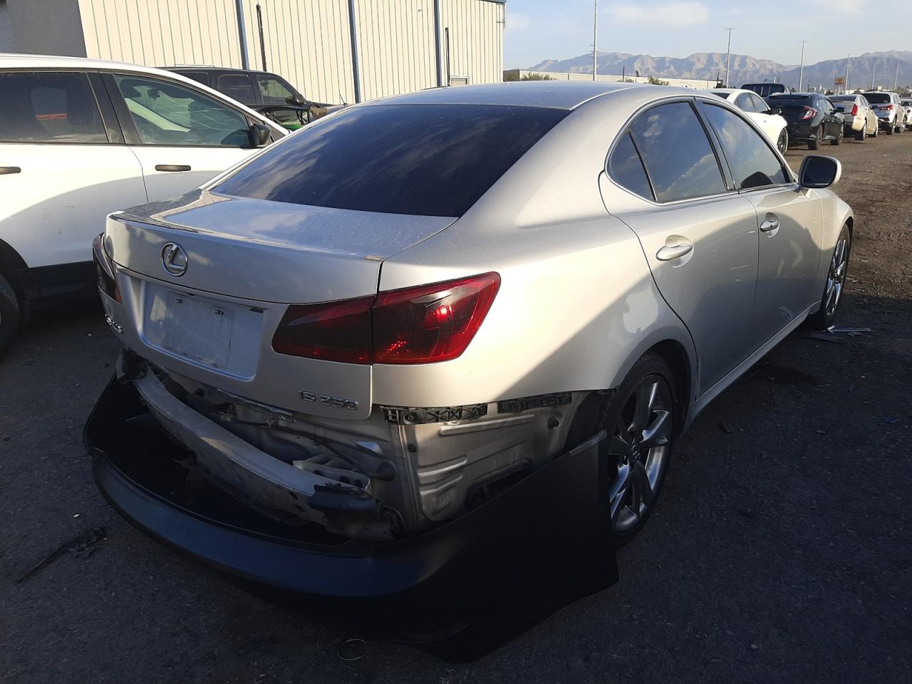Photo 4 from auction – 2006 LEXUS IS 250 with VIN JTHBK262562011711