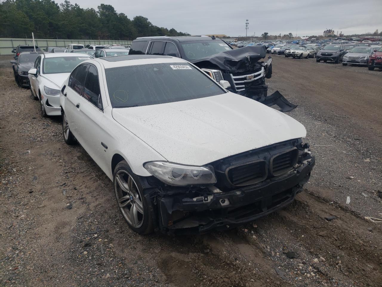 BMW 535 XI 2016 with VIN WBA5B3C53GD549104 - Photo from auction