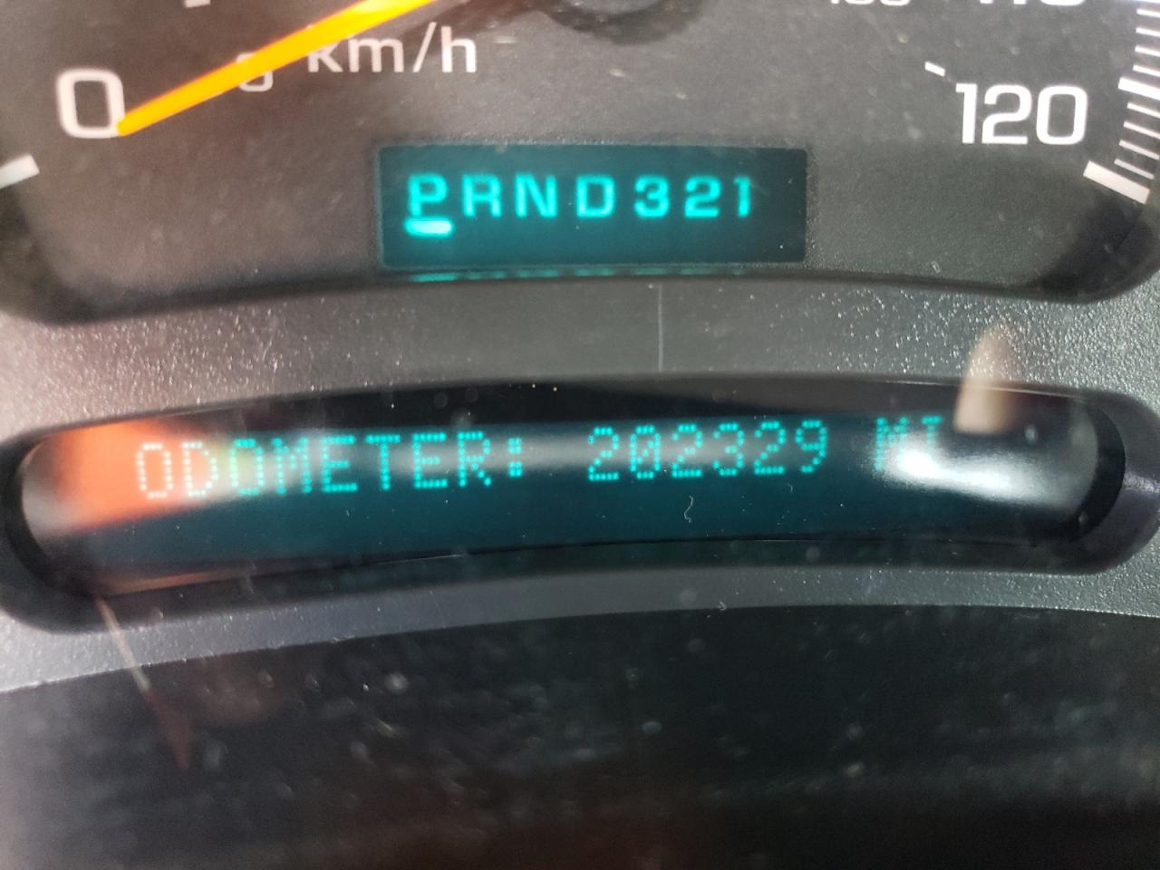 Photo 8 from auction – 2004 CHEVROLET SILVERADO with VIN 2GCEC19VX41169258