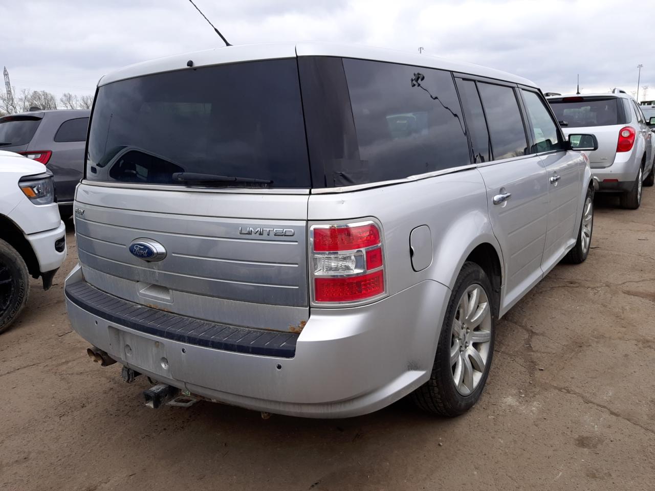 Photo 4 from auction – 2010 FORD FLEX LIMIT with VIN 2FMGK5DC1ABB14479