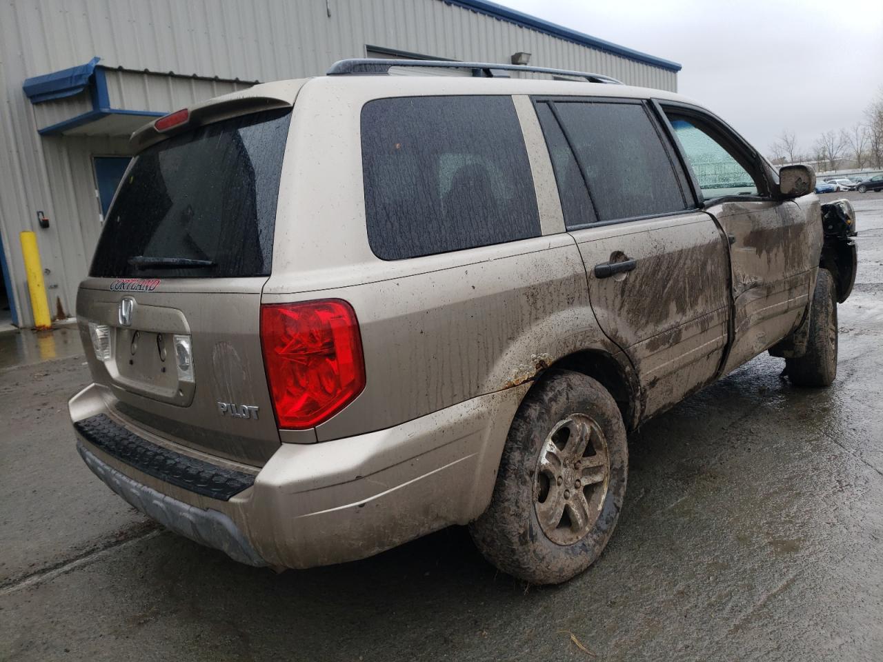 Photo 4 from auction – 2004 HONDA PILOT EX with VIN 2HKYF18484H623034