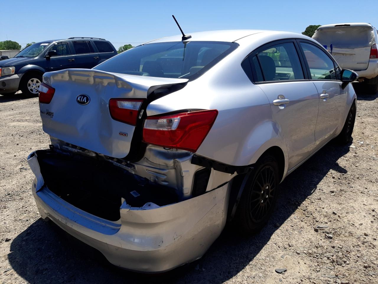Photo 4 from auction – 2016 KIA RIO with VIN KNADM4A31G6687242