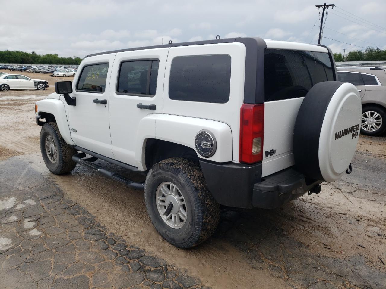 Photo 3 from auction – 2006 HUMMER H3 with VIN 5GTDN136X68100151