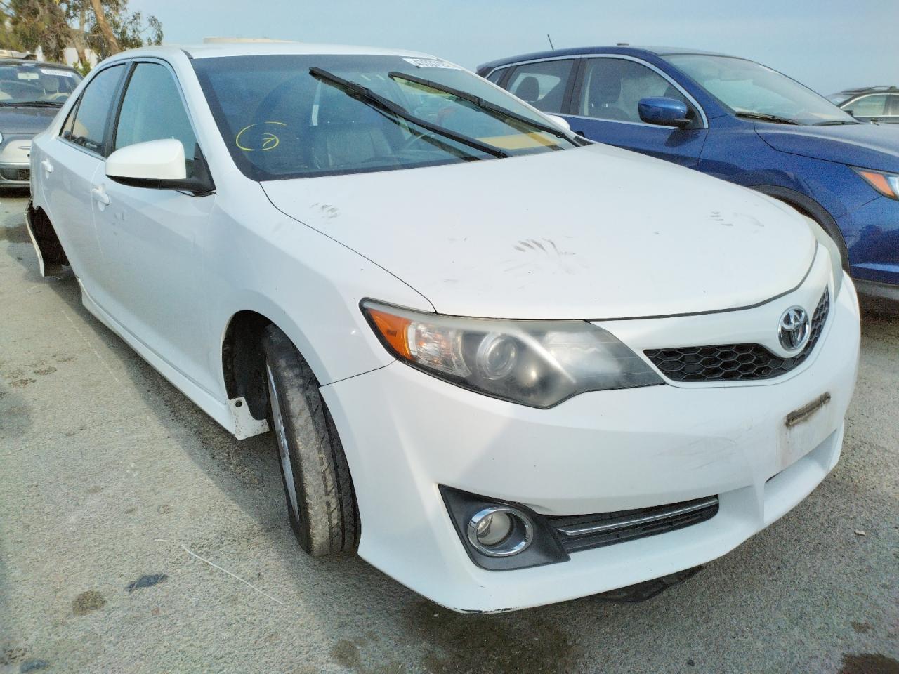TOYOTA CAMRY L 2014 with VIN 4T1BF1FK1EU368611 - Photo from auction