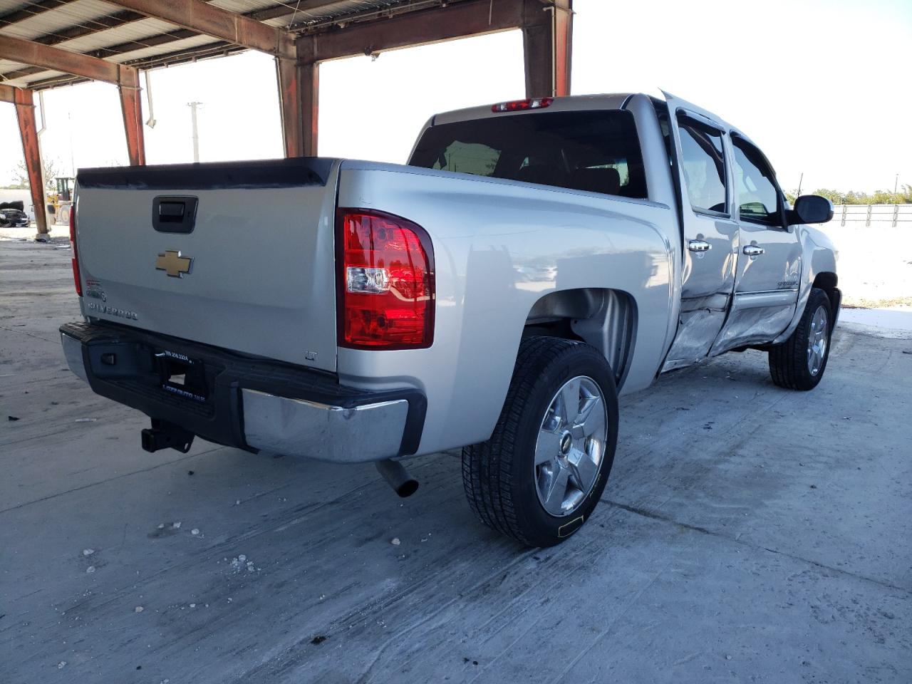 Photo 4 from auction – 2011 CHEVROLET SILVERADO with VIN 3GCPCSE05BG194050