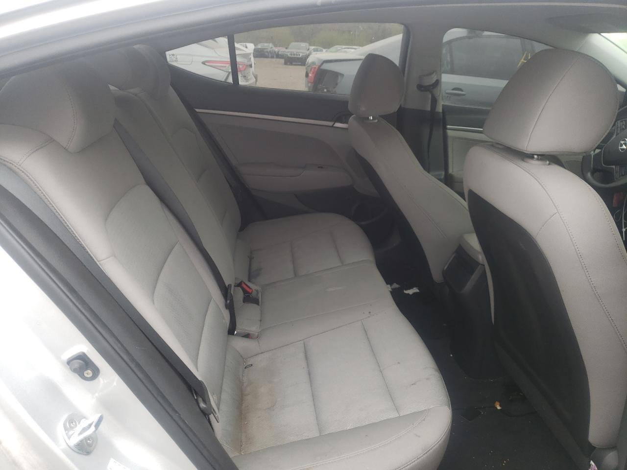Photo 6 from auction – 2017 HYUNDAI ELANTRA SE with VIN KMHD74LF5HU402004