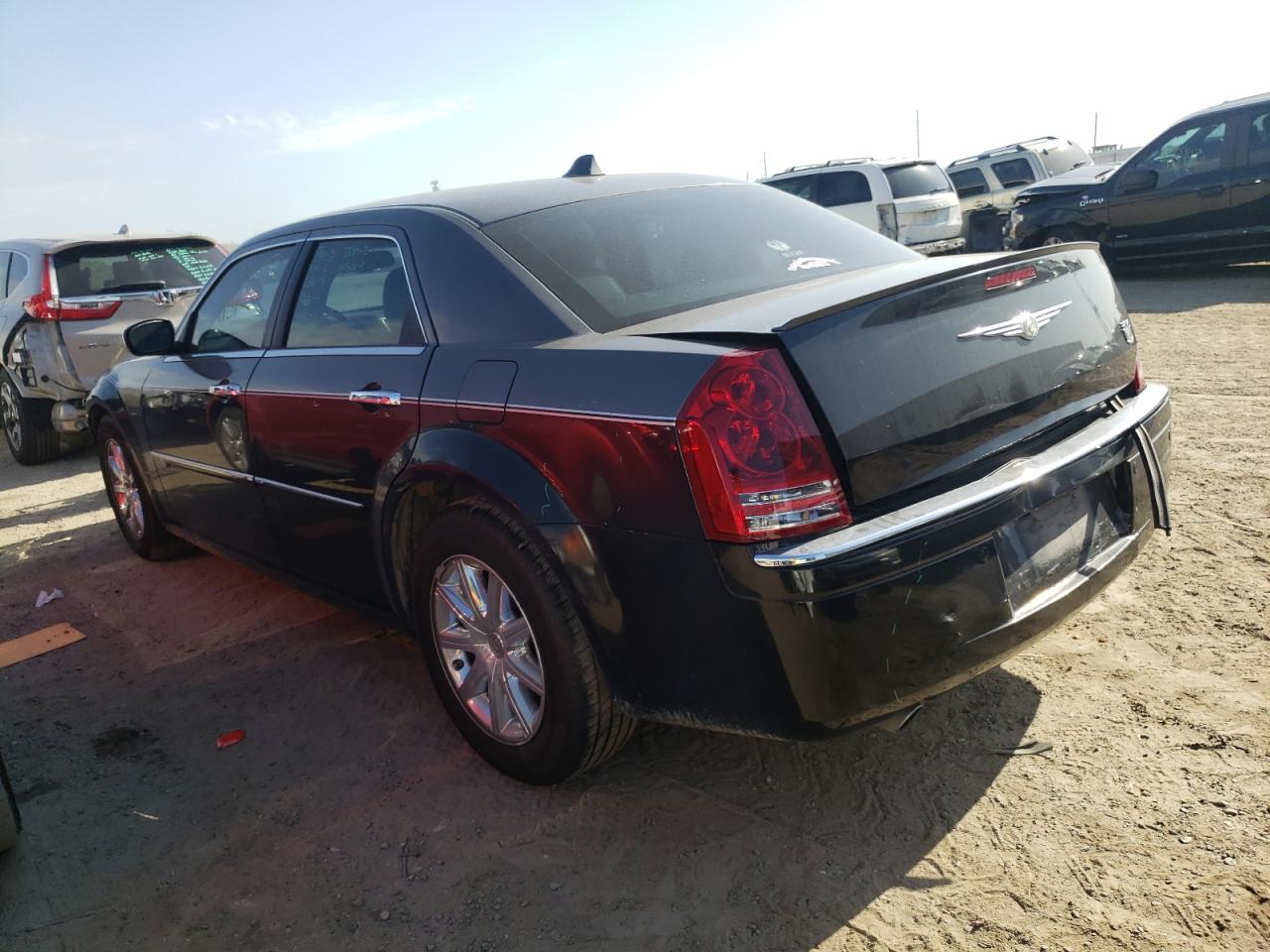 Photo 3 from auction – 2008 CHRYSLER 300C with VIN 2C3KA63H78H166179