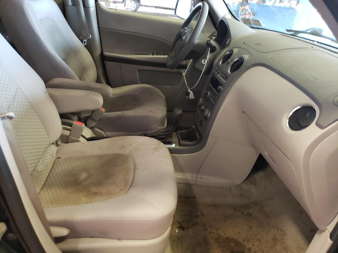 Photo 5 from auction – 2010 CHEVROLET HHR LT with VIN 3GNBABDB2AS586327